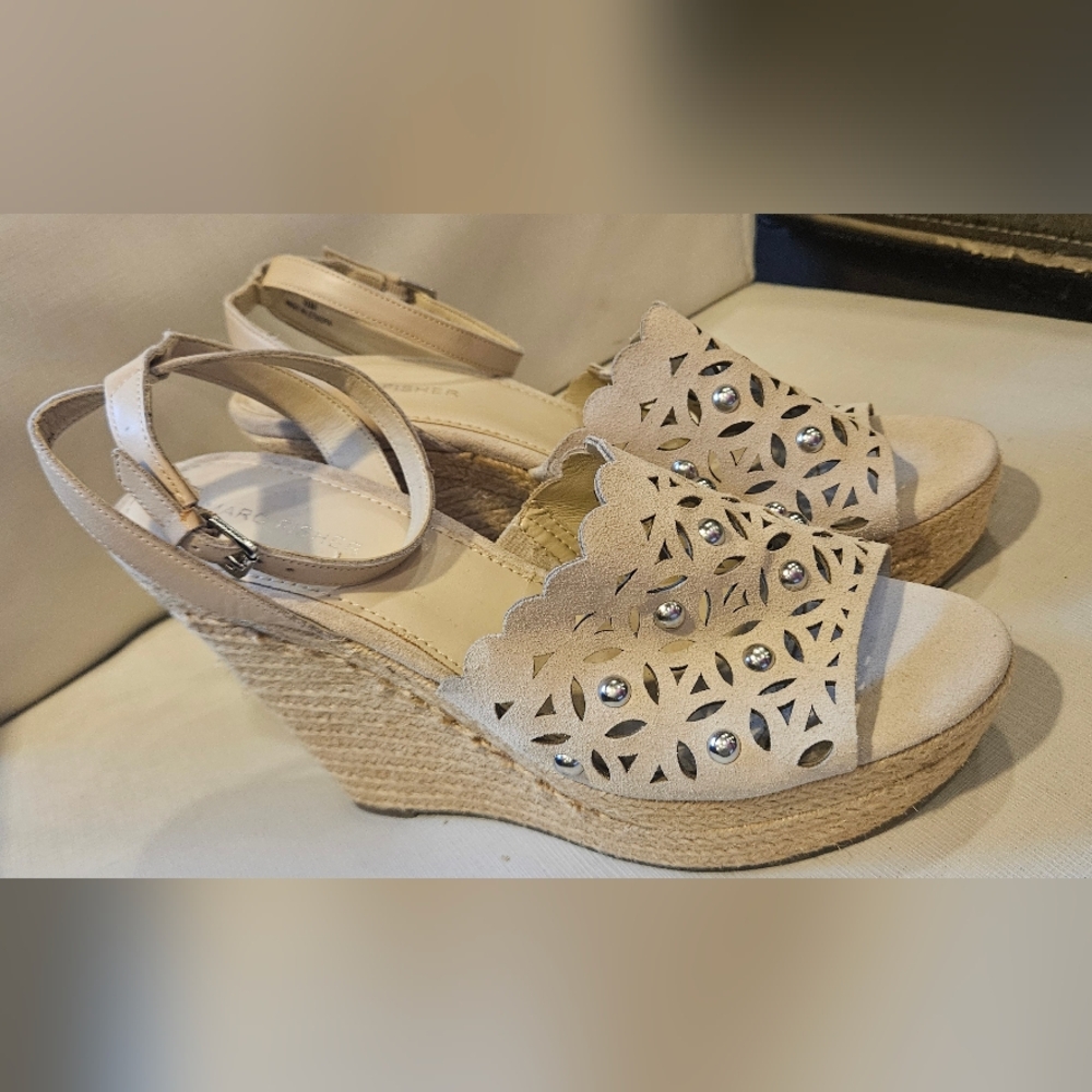 Marc Fisher Hata‎ Platform Wedge Sandals